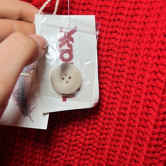 Small Jessica Simpson sweater - Picture 5 of 6